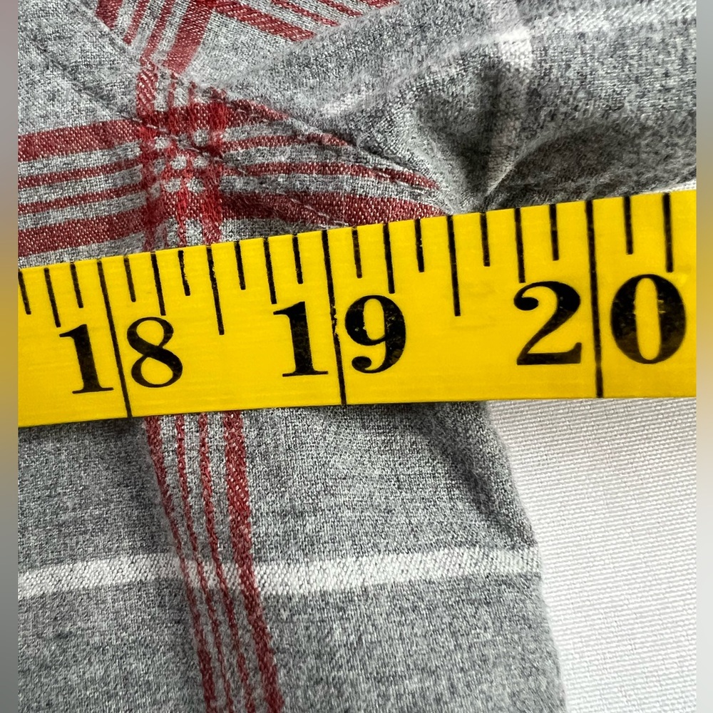 Faherty Organic Cotton Blend Gray Red White Plaid Fall Winter Office Button Down - Picture 7 of 11